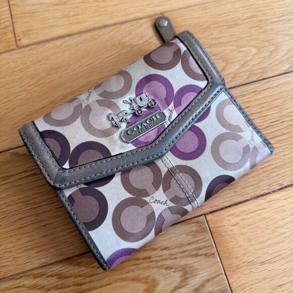 COACH Ashley Optic Art Tri-Fold Compact Clutch Wallet In Purple & Beige - Picture 7 of 7